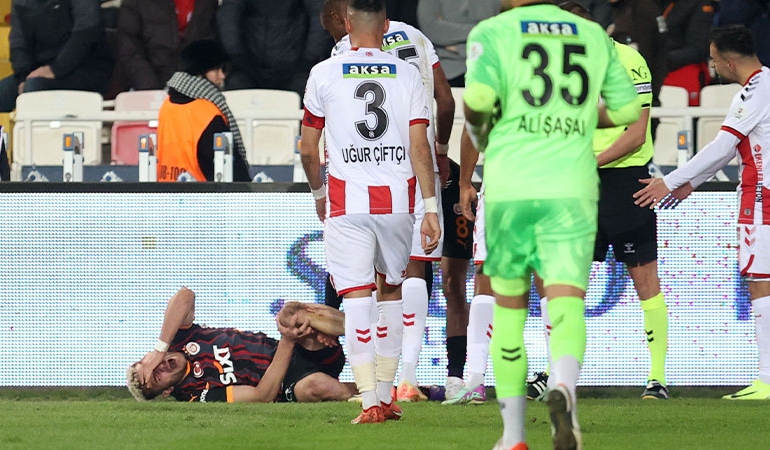 Sivasspor’dan Rey Manaj açıklaması