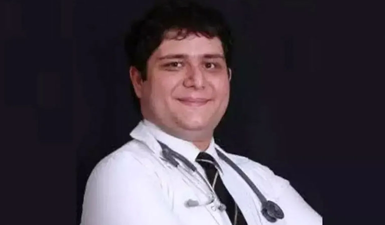 Doktor Burak Yavuz trafikte tartıştığı kişi tarafından bıçaklandı