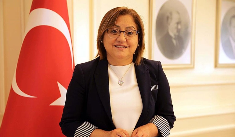 AKP’li Fatma Şahin’den depremzedelere: ‘Bizim babamız kim?’