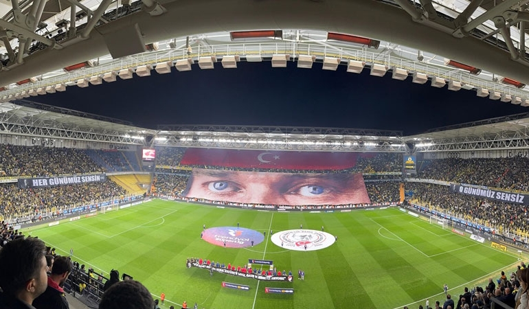 Ulu Önder Atatürk’ün ismi Fenerbahçe Ülker Stadı’na yazılıyor