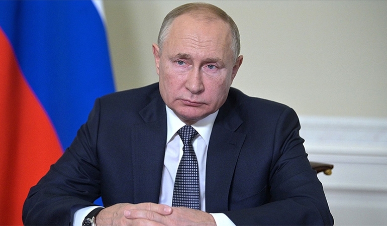 Putin, Aliyev’den özür diledi
