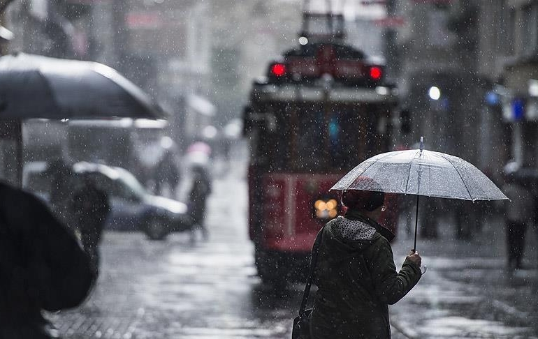 Meteoroloji’den İstanbul dahil birçok il için sağanak uyarısı