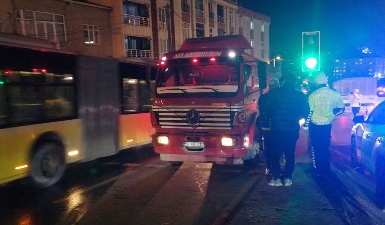 Tankerin çarptığı çocuk hayatını kaybetti: Şoför bırakıp kaçtı!