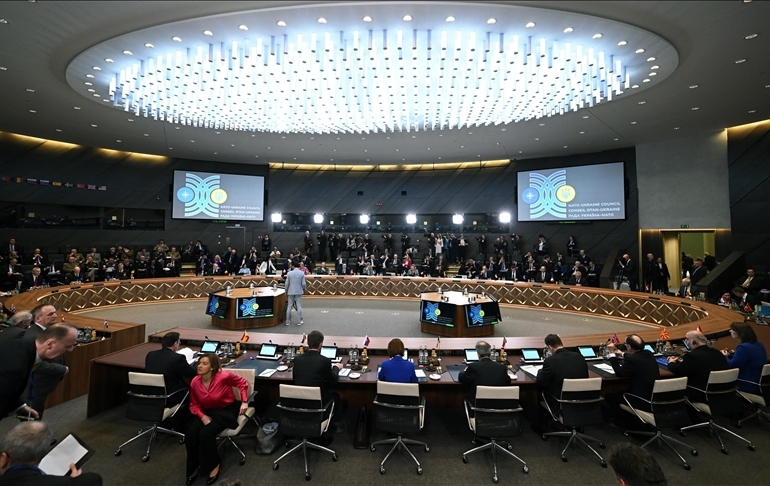 NATO’da ‘Rusya-Çin’ zirvesi: ‘Düşmanca eylemleri konuşacağız’