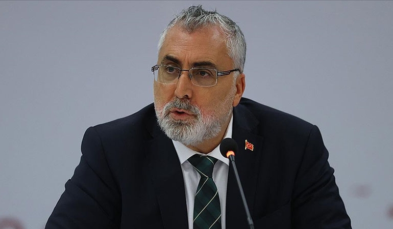 Bakan Işıkhan’dan tepki çeken sözler… ‘Çok şükür emekli maaşını zor koşulda olsak da ödüyoruz’