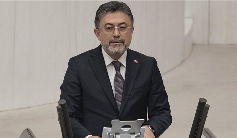 Bakan Yumaklı’dan ‘zehirlenme’ açıklaması: Zirai ilaçlara ‘reçete’ şartı getirildi