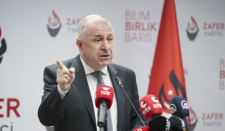 ‘Cumhurbaşkanı’na hakaret’ten soruşturma başlatılan Ümit Özdağ gözaltına alındı