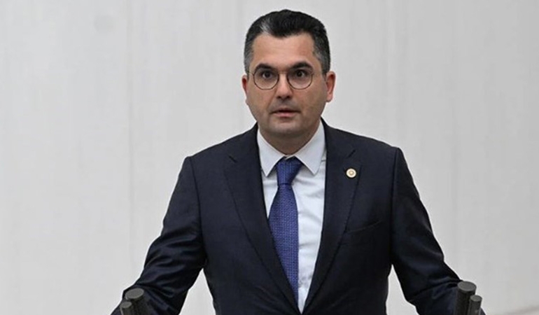 Burak Dalgın, DEVA Partisi’nden istifa etti