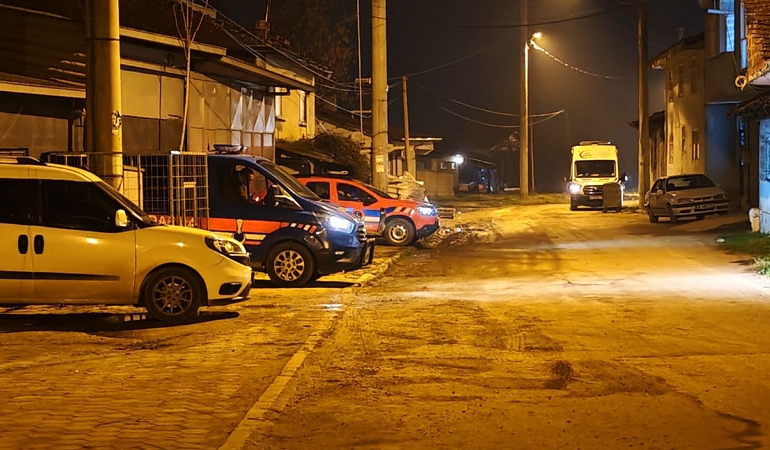 Bursa’da bir baba iki çocuğunu rehin aldı