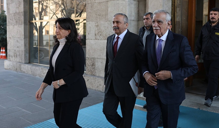 DEM Parti heyeti, Barzani ile görüşecek