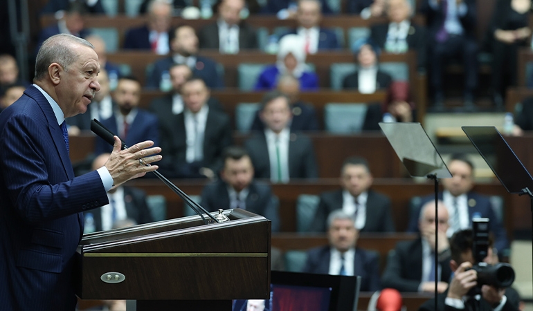 AKP’de anayasa hesabı: Vekil transferleri için düğmeye basıldı