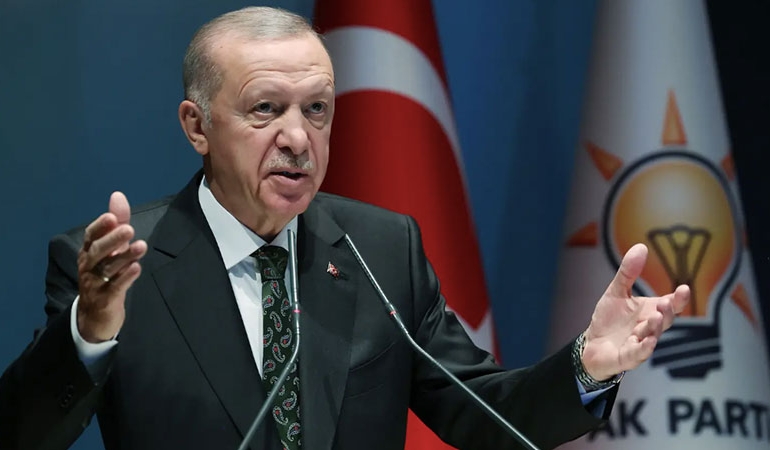 İktidara yakın gazete yazdı: 4 milletvekili ve 20 başkan AKP’ye geçiyor