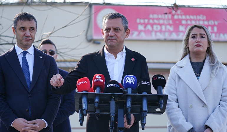 Özgür Özel’den Erdoğan’a: Siyasi mafyalığa soyundu