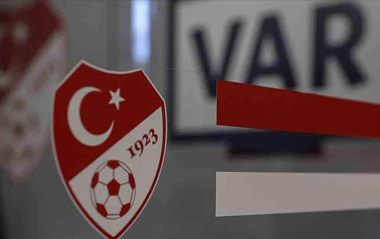 TFF’den ‘yabancı VAR hakemi’ kararı