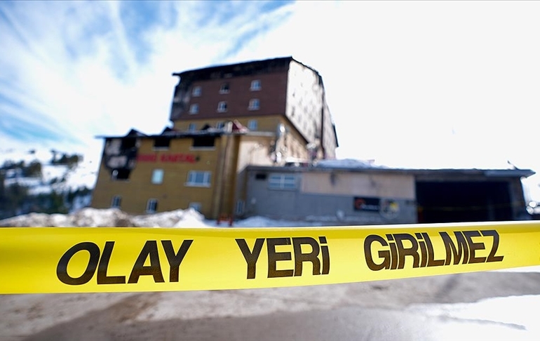 Jandarma’dan ‘otel yangını’ açıklaması: ‘Gerçeği yansıtmıyor’