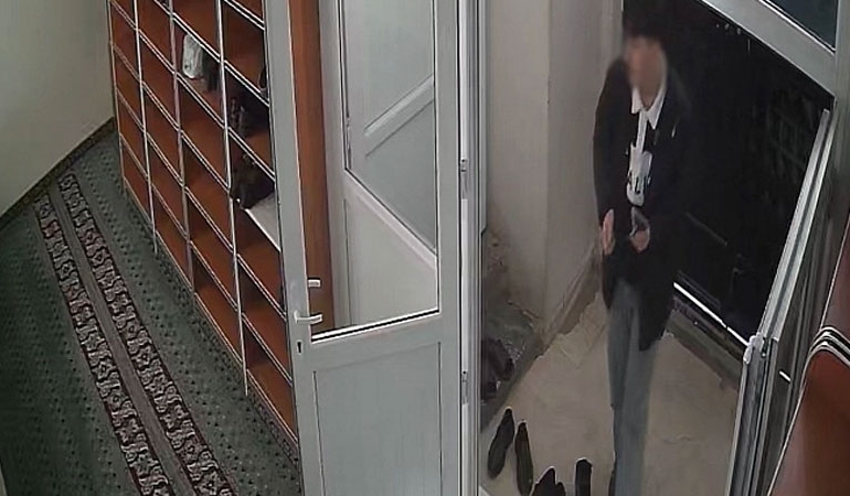 Elazığ’da namaz esnasında camiye torpil atan şahıs yakalandı: Valilikten açıklama