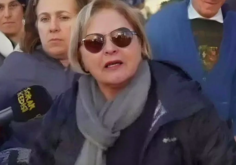 Sokak röportajı nedeniyle tutuklanan 76 yaşındaki kadın tahliye edildi