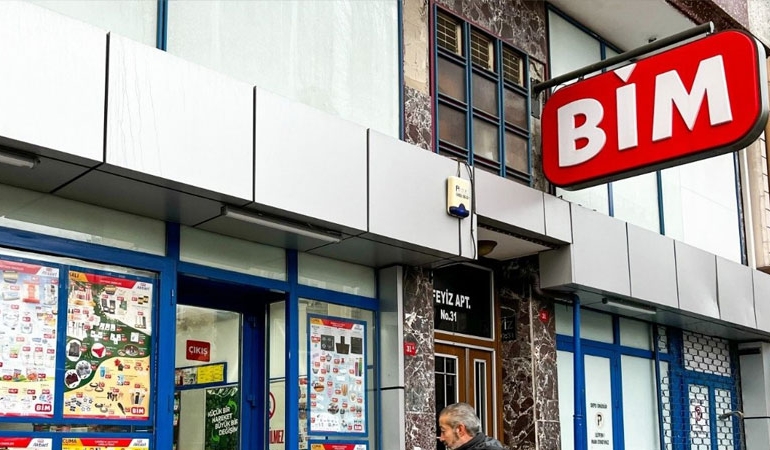 BİM kaçta açılıyor? Kaçta kapanıyor? BİM çalışma saatleri 2025
