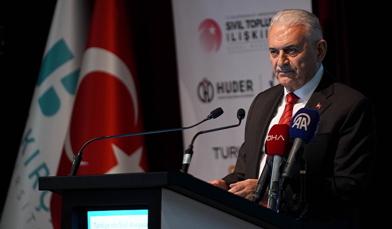 Binali Yıldırım, Erdoğan’ın adaylığı için anayasa değişikliği istedi… ‘Vatandaşlık tanımı gözden geçirilebilir’