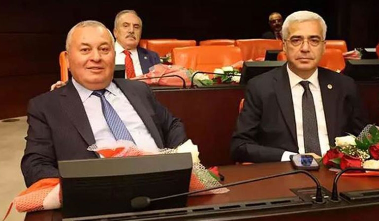 Salih Uzun ile Cemal Enginyurt CHP’ye katıldı: Canlı yayında duyurdu