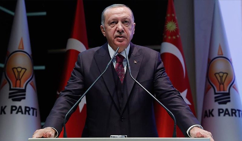 Peş peşe gelen istifaların ardından AKP’den açıklama
