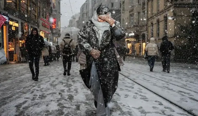 Meteoroloji’den sel, su baskını, don ve çığ uyarısı! İstanbul’a kar yağacak mı? AKOM tarih verdi…