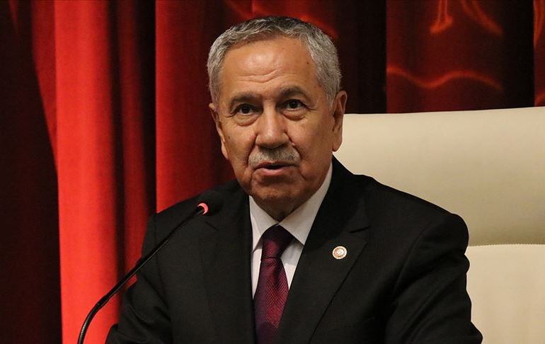 Bülent Arınç’tan ‘açılım’ mesajı: Kürt kimliği, dil hakkı bu sürecin parçası olmalı