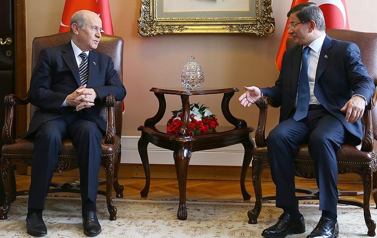 Bahçeli’den Davutoğlu’na telefon