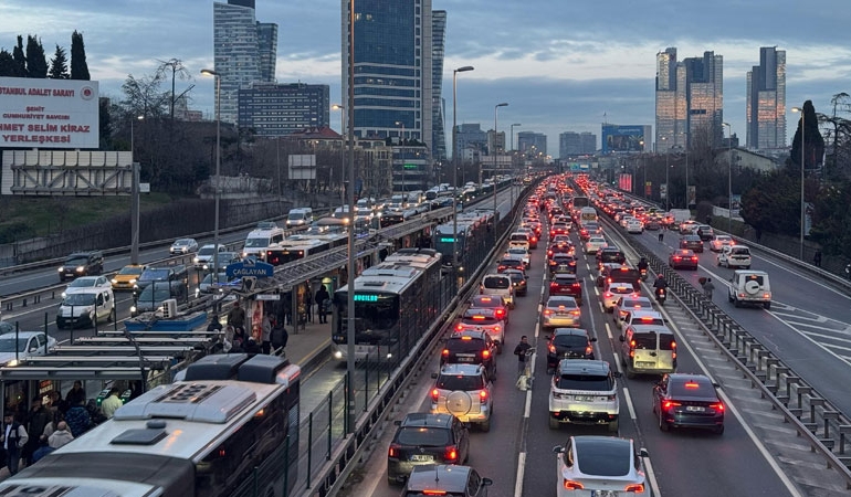 İstanbul’da ’14 Şubat’ trafiği