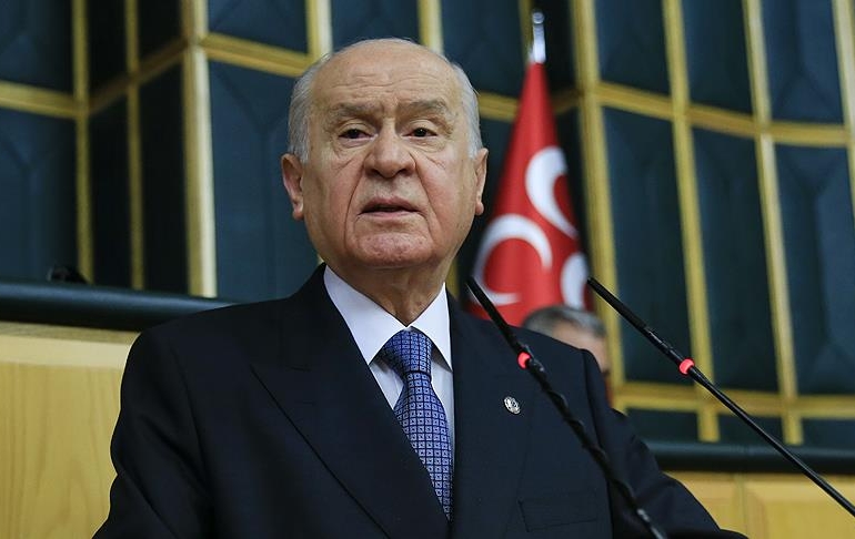Bahçeli’den Saraçhane protestoları yorumu: ‘Yakasından tutmalı’