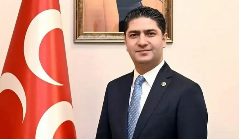 MHP’den Bahçeli’nin ‘kurucu önder’ sözüne ilişkin açıklama: Türkiye’nin bazı şeyleri aşması lazım