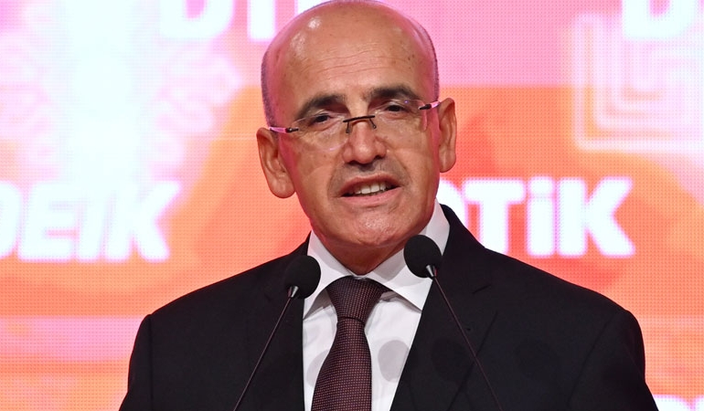 Mehmet Şimşek: Piyasalardaki oynaklığın kısa vadeli ve sınırlı olmasını öngörüyoruz