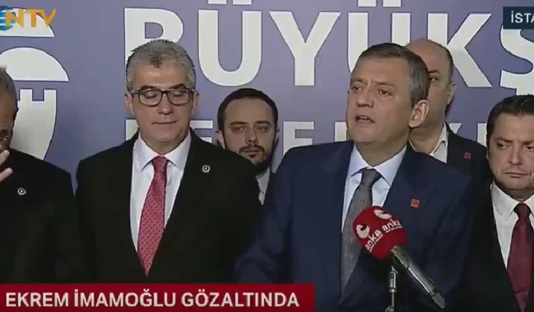 Özgür Özel medyayı eleştirirken NTV yayını kesti