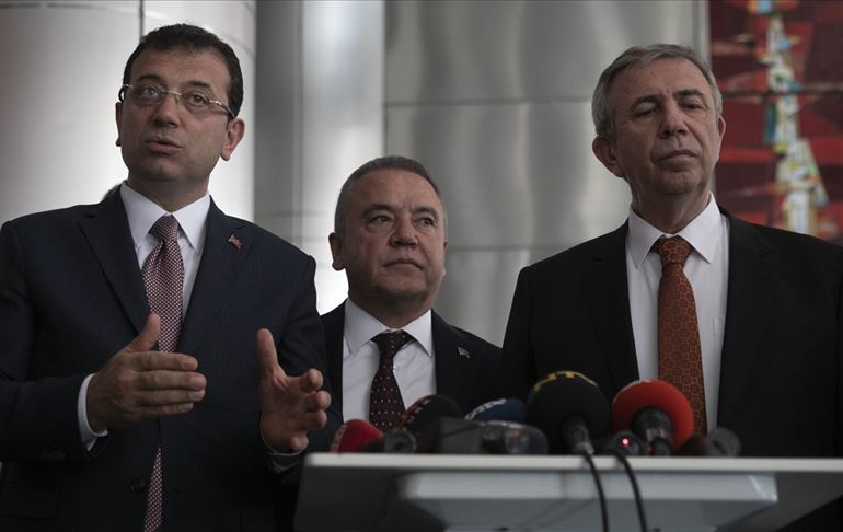 Mansur Yavaş’tan Ekrem İmamoğlu’na ilk ziyaret