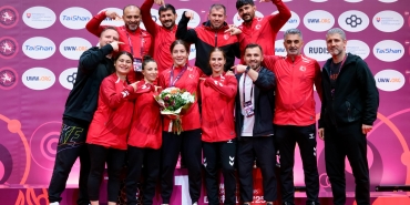 "İlklerin kadını" Yasemin Adar Yiğit, mindere veda etti