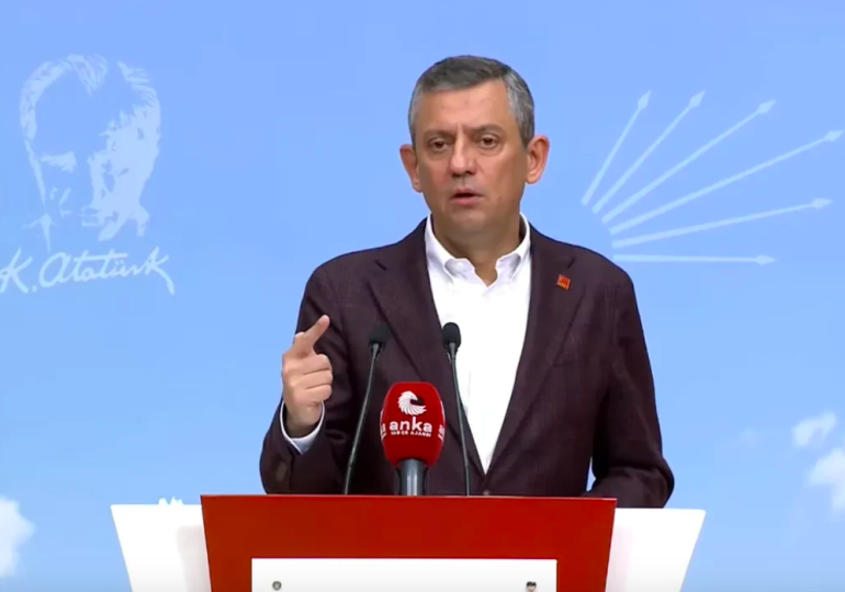 Özgür Özel’den Erdoğan’a: ‘Cumhurbaşkanı değil, cunta başkanı’