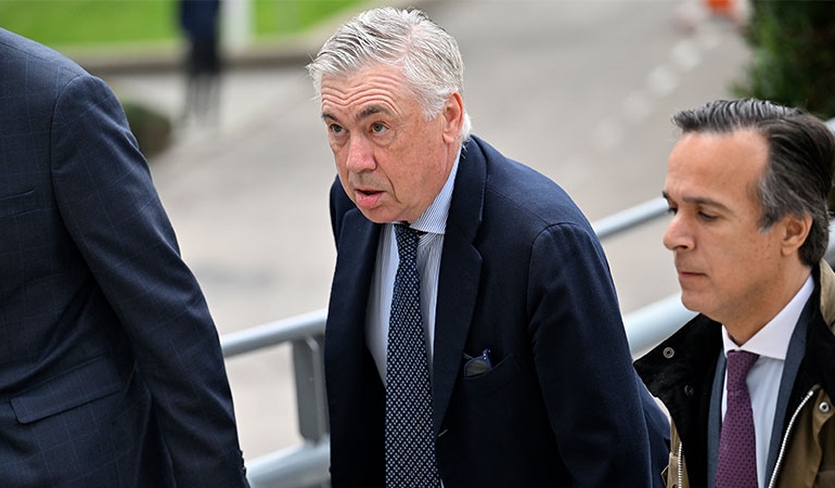 Ancelotti ‘vergi kaçırmak’ suçundan hakim karşısında