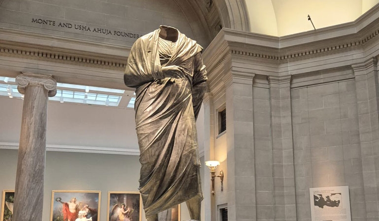 Yurt dışına kaçırılmıştı: Marcus Aurelius heykeli Türkiye’ye iade edildi