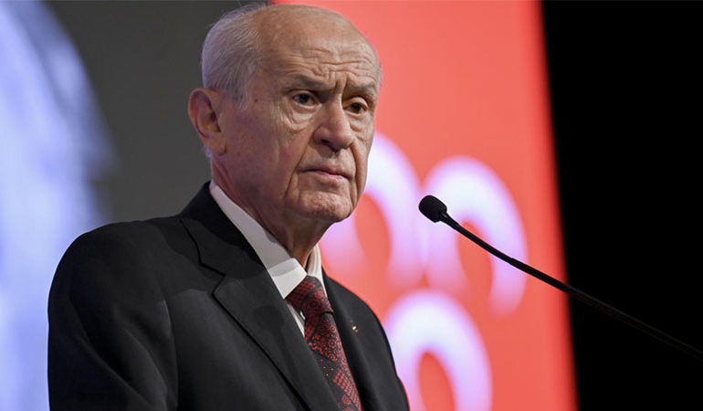 Bahçeli’den DEM Partili vekilin katıldığı canlı yayına mesaj: ‘Bazı konular gereksiz yere tartışılmasın’