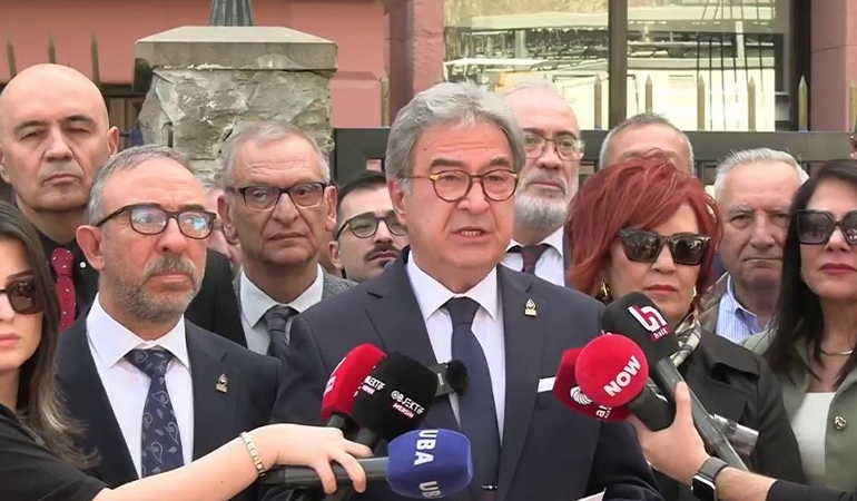 Zafer Partisi’nden Adalet Bakanlığı önünde ‘Ümit Özdağ’a özgürlük’ eylemi