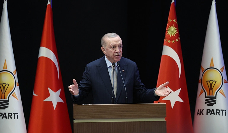 Erdoğan: İstanbul’daki yolsuzluk buz dağının görünen kısmı