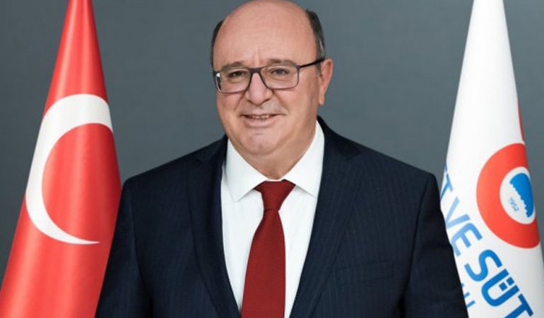 Et ve Süt Kurumu Genel Müdürü Mustafa Kayhan, trafik kazasında hayatını kaybetti
