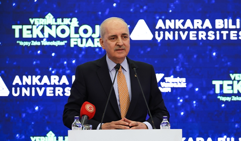 Numan Kurtulmuş teknoloji fuarında yapay zekayı hedef aldı: Şeytani bir oyunun parçası…