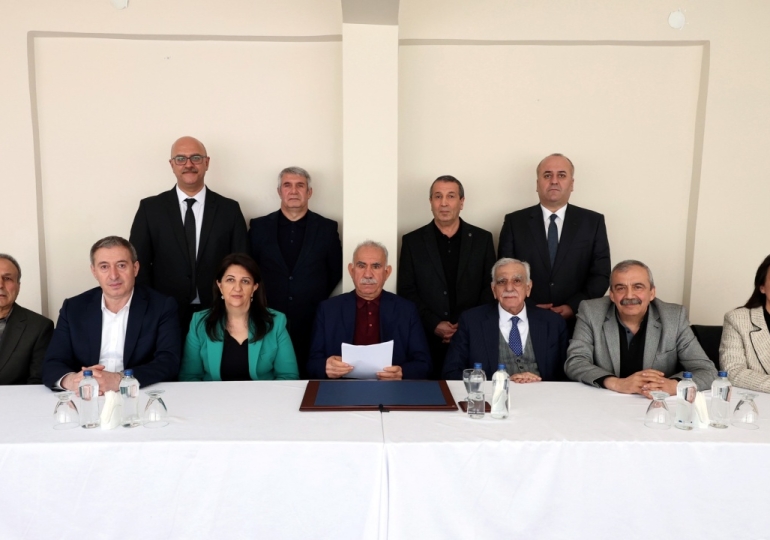 Dikkat çeken ‘Öcalan’ iddiası: ‘Adında Türkiye geçen bir parti kurma hazırlığında’