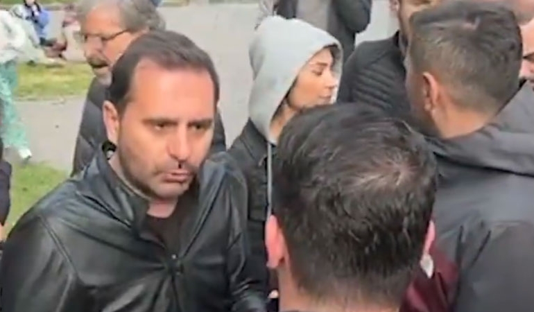 Polis, deprem nedeniyle Gezi Parkı’na kurulan çadırları kaldırdı!