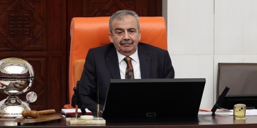 sirri-sureyya-onder