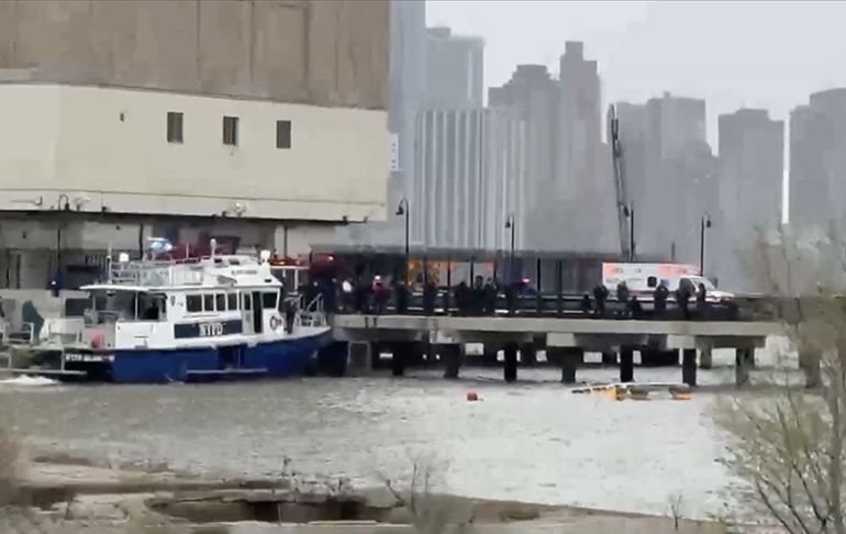 New York’ta helikopter düştü: 6 ölü