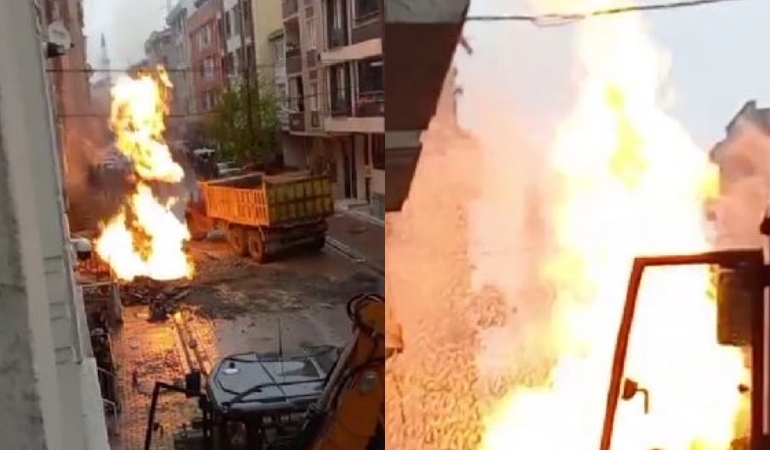 Esenyurt’ta 4 katlı binanın önünde doğal gaz patlaması
