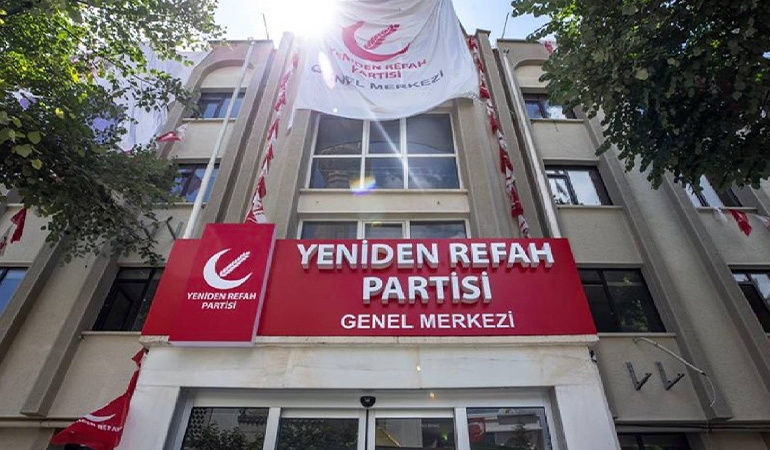 Yeniden Refah Partisi’nde toplu istifa