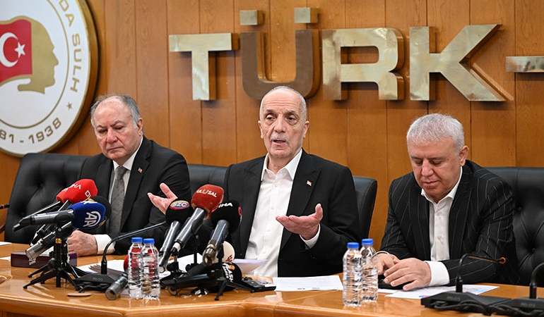 Türk-İş Başkanı Ergün Atalay’dan iktidara sert sözler… Erdoğan’a Mehmet Şimşek çağrısı
